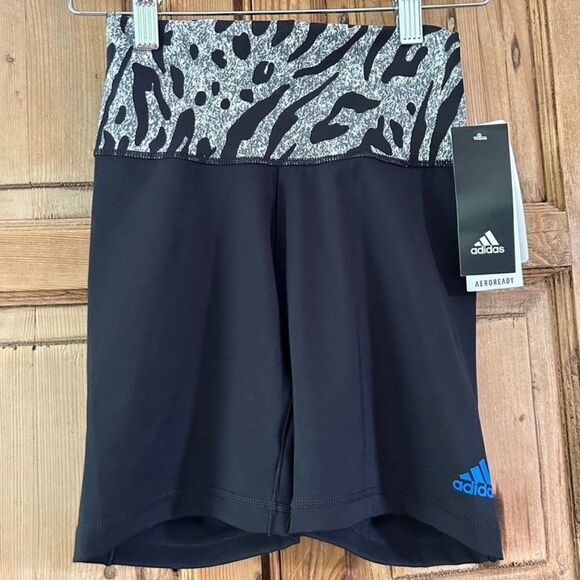 Women's NWT Adidas XS‎ Black Training Shorts Biker Shorts Leopard Trim - Picture 1 of 10